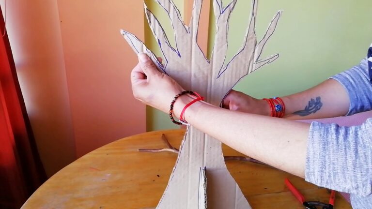 Maqueta de Árbol Genealógico en 3D: Una Representación Optimizada